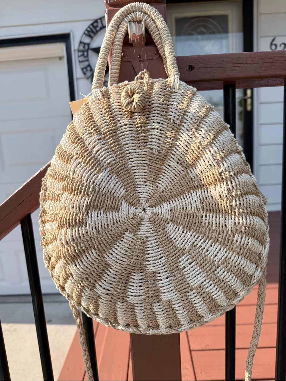 Billabong Woven Round Straw Tote Bag in Natural
